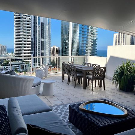 Private Sky Terrace Classic Penthouse 2 Car Parks Apartment Gold Coast Luaran gambar