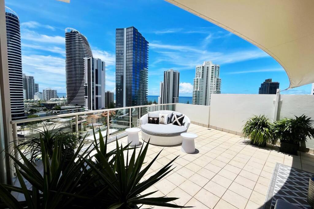 Private Sky Terrace Classic Penthouse 2 Car Parks Apartment Gold Coast Luaran gambar