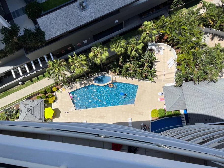 Private Sky Terrace Classic Penthouse 2 Car Parks Apartment Gold Coast Luaran gambar